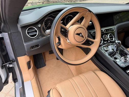 Green 2024 Bentley Continental GT Base
