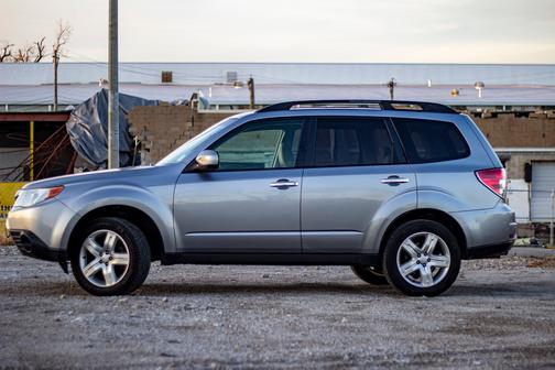 2010 Subaru Forester 2.5 X Premium