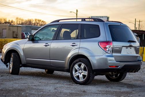 2010 Subaru Forester 2.5 X Premium