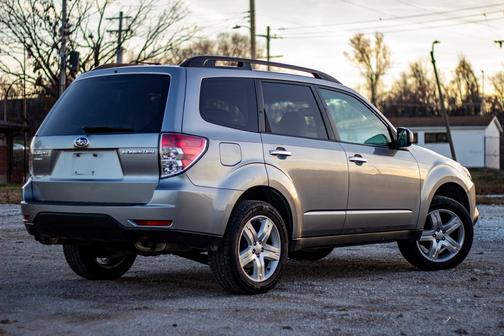 2010 Subaru Forester 2.5 X Premium