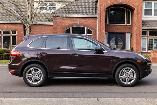 2014 Porsche Cayenne S Hybrid