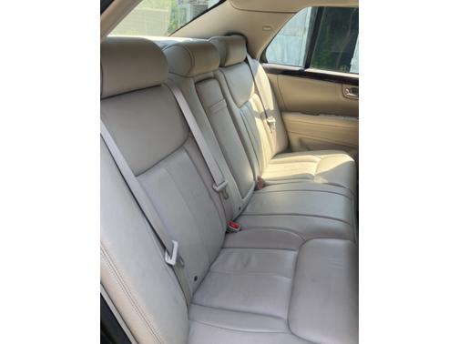 2010 Cadillac DTS Premium Collection