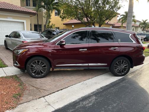 2019 INFINITI QX60 LUXE