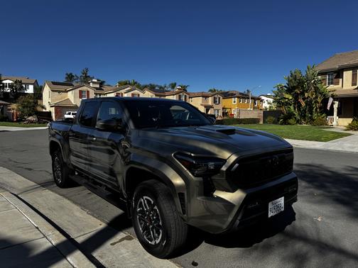 Gold 2024 Toyota Tacoma TRD Sport
