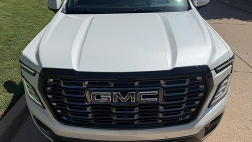 White 2025 GMC Yukon Denali Ultimate