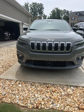 Gray 2022 Jeep Cherokee Latitude Lux