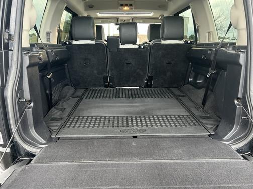 Black 2015 Land Rover LR4 Lux