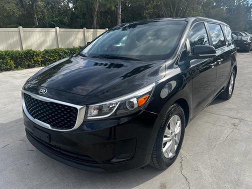 2016 Kia Sedona L