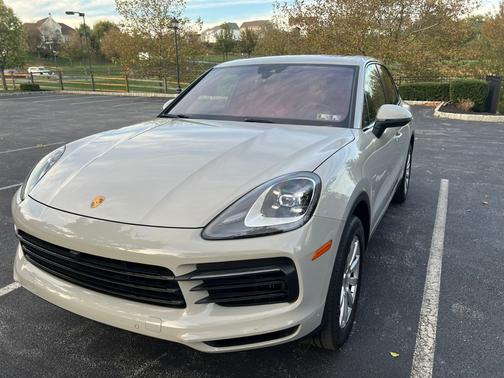 2023 Porsche Cayenne Cayenne Platinum Edition