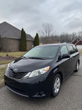 2015 Toyota Sienna LE