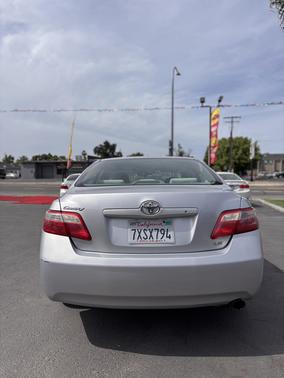 Silver 2007 Toyota Camry LE