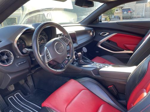 Black 2018 Chevrolet Camaro 2SS