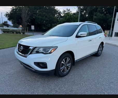 2017 Nissan Pathfinder S