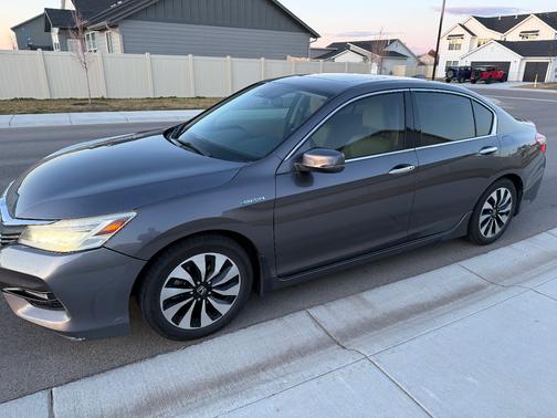 2017 Honda Accord Hybrid Touring