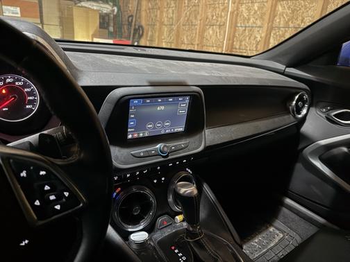 2019 Chevrolet Camaro 1LS