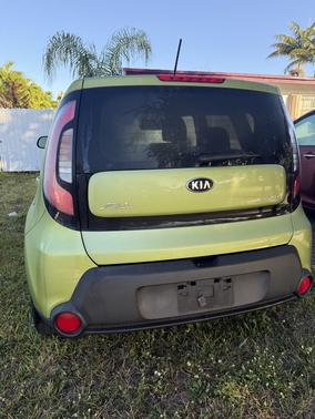 2016 Kia Soul Base