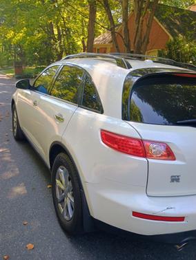 2008 INFINITI FX35 Base