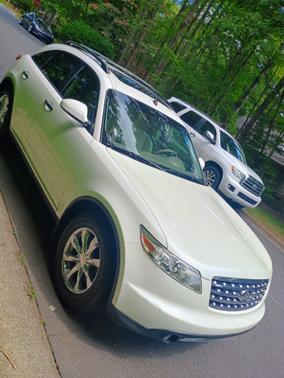 2008 INFINITI FX35 Base