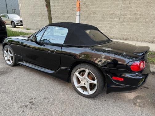 2003 Mazda MX-5 Miata Base