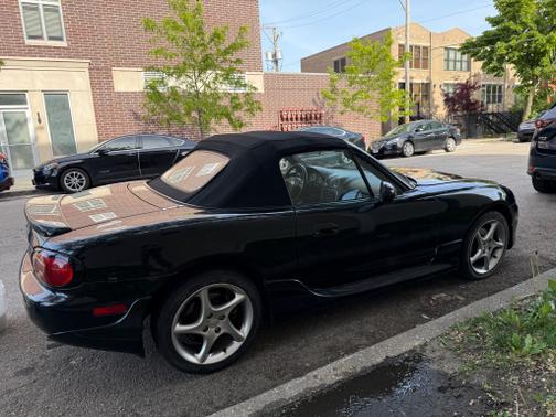 2003 Mazda MX-5 Miata Base