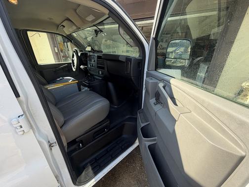 2021 Chevrolet Express 2500 Work Van