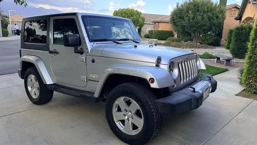 Silver 2008 Jeep Wrangler Sahara