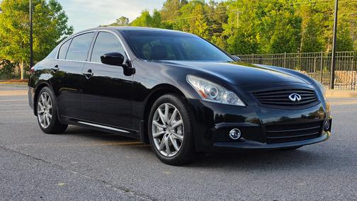 Black 2010 INFINITI G37 Journey