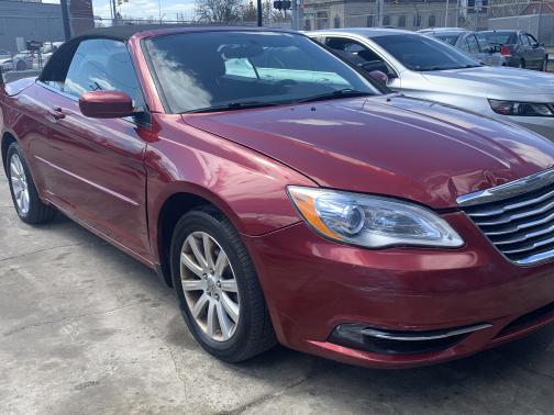 2014 Chrysler 200 Touring