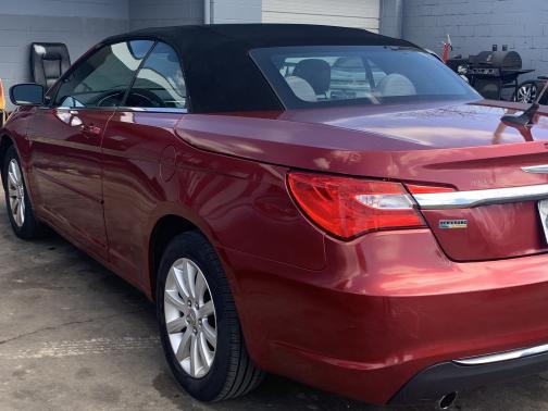 2014 Chrysler 200 Touring