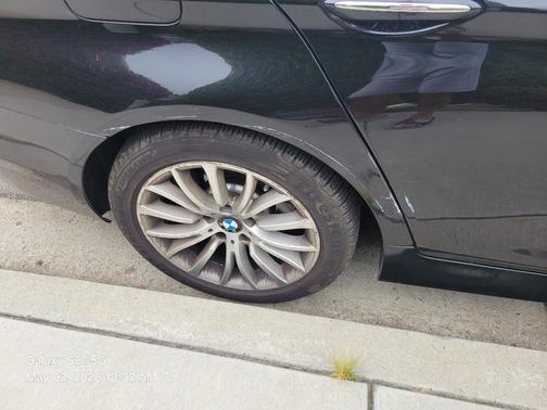 Black 2016 BMW 528 i