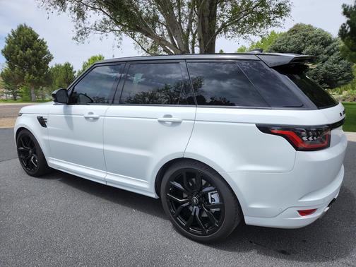 Photo 5 of 8 of 2018 Land Rover Range Rover Sport SVR