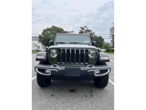 2022 Jeep Gladiator Sport S
