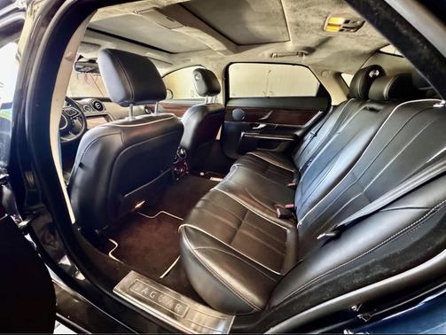 2012 Jaguar XJ L