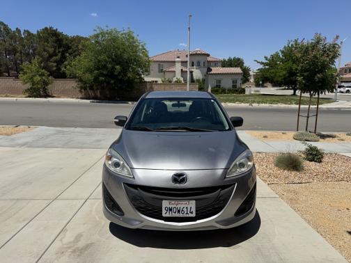 2014 Mazda Mazda5 Sport