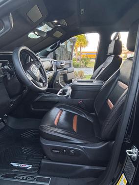 Black 2020 GMC Sierra 2500 AT4