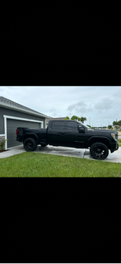 Black 2020 GMC Sierra 2500 AT4