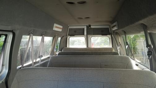 2001 Ford E350 Super Duty XLT Wagon