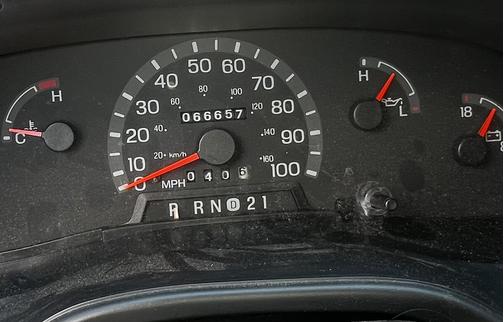 2000 Ford E150 XLT Wagon