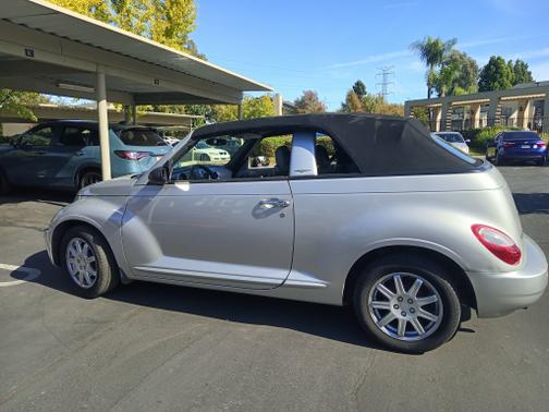 2007 Chrysler PT Cruiser Base