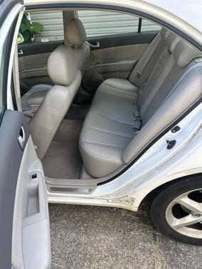 White 2008 Hyundai SONATA SE