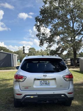 2014 Nissan Pathfinder SV