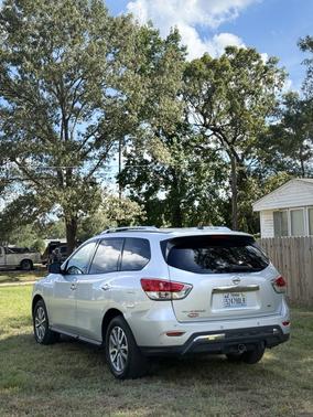 2014 Nissan Pathfinder SV