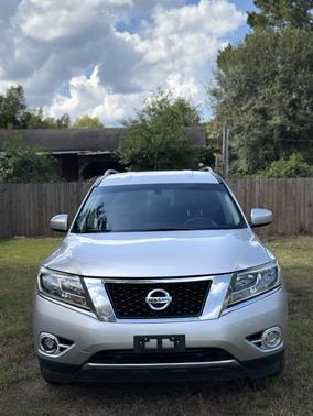2014 Nissan Pathfinder SV