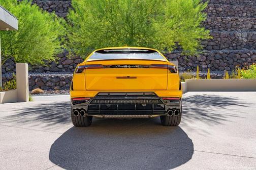 Yellow 2024 Lamborghini Urus S