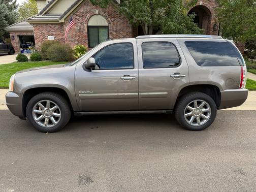 2011 GMC Yukon Denali