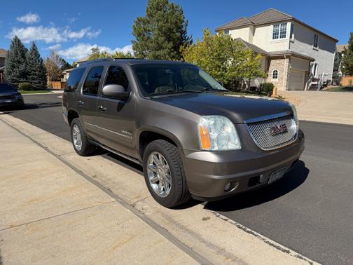2011 GMC Yukon Denali