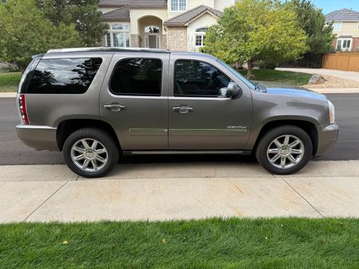 2011 GMC Yukon Denali