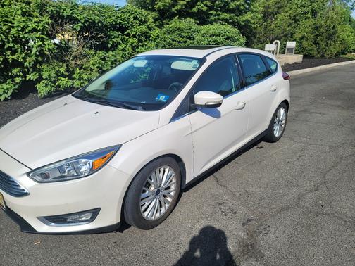 White 2016 Ford Focus Titanium