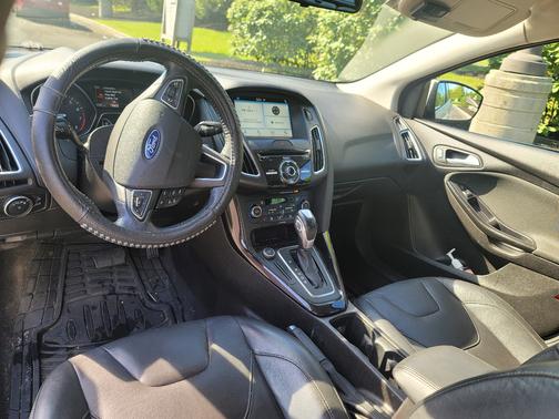 White 2016 Ford Focus Titanium
