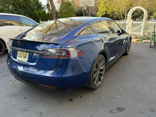 2021 Tesla Model S Long Range Plus
